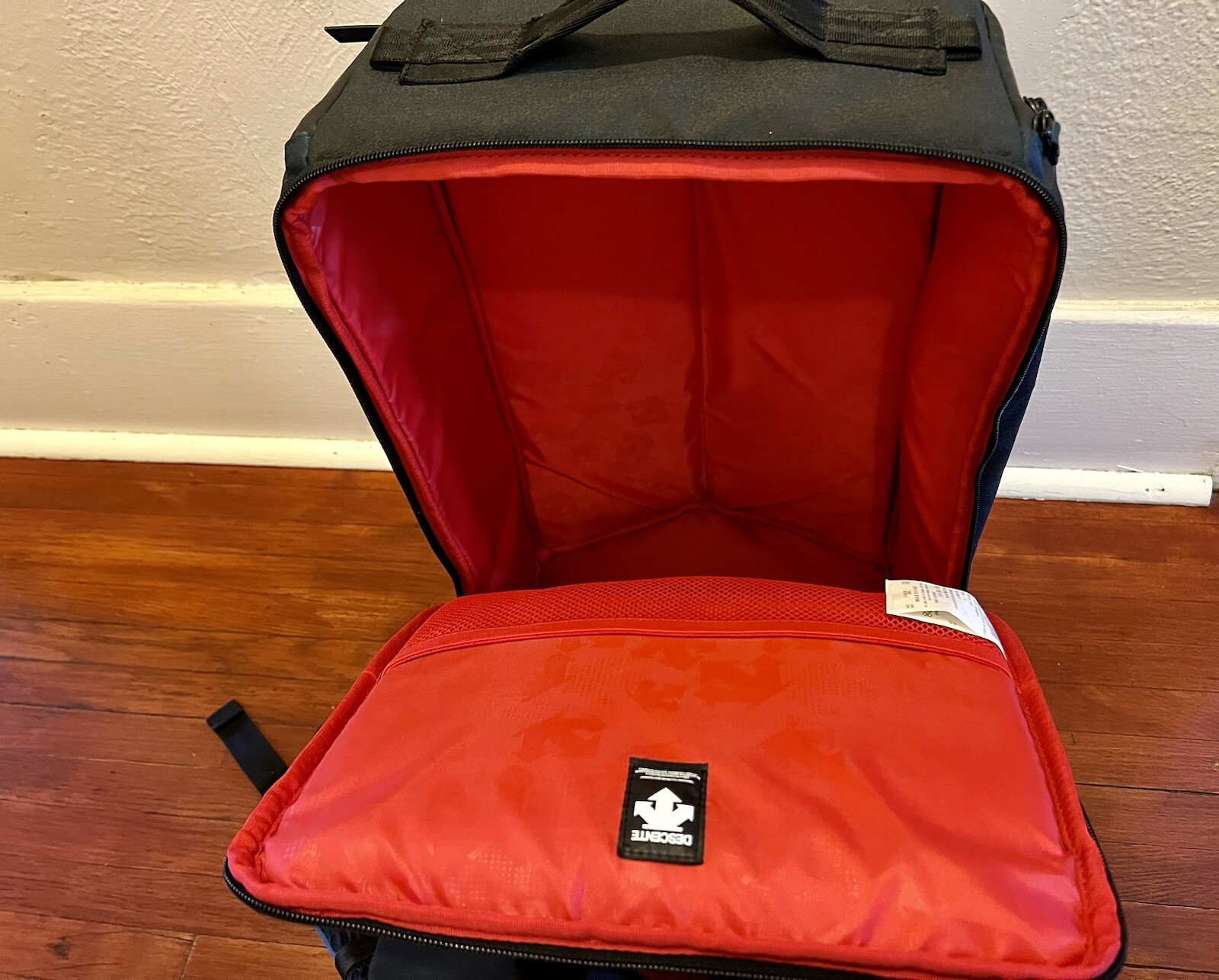 DESCENTE DUALIS Penta Backpack S5324DBP10 Navy Intelligent Travel Line 26L
