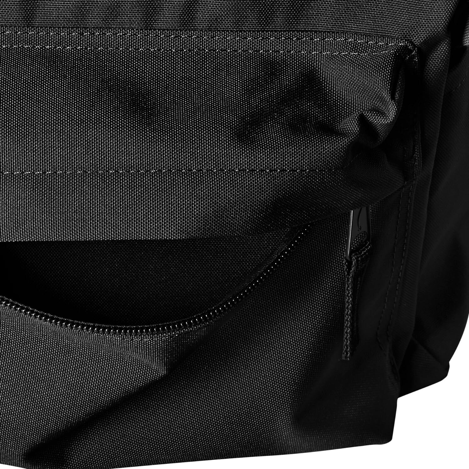 Amazon Basics Classic School Lightweight double-zipper closure Backpack, Black