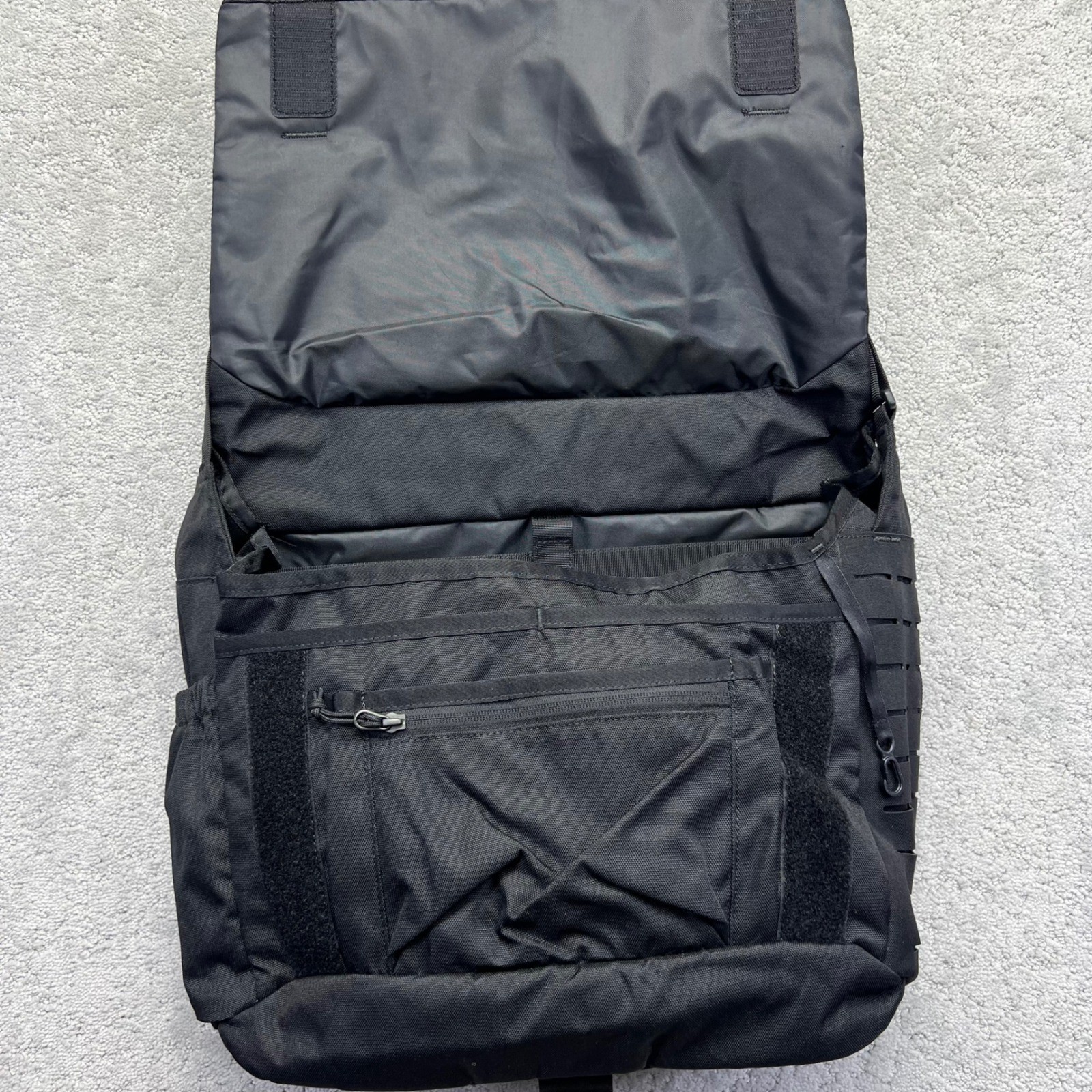 Outdoor Research PRO Deploy Messenger Bag Black Tactical Travel School Laptop