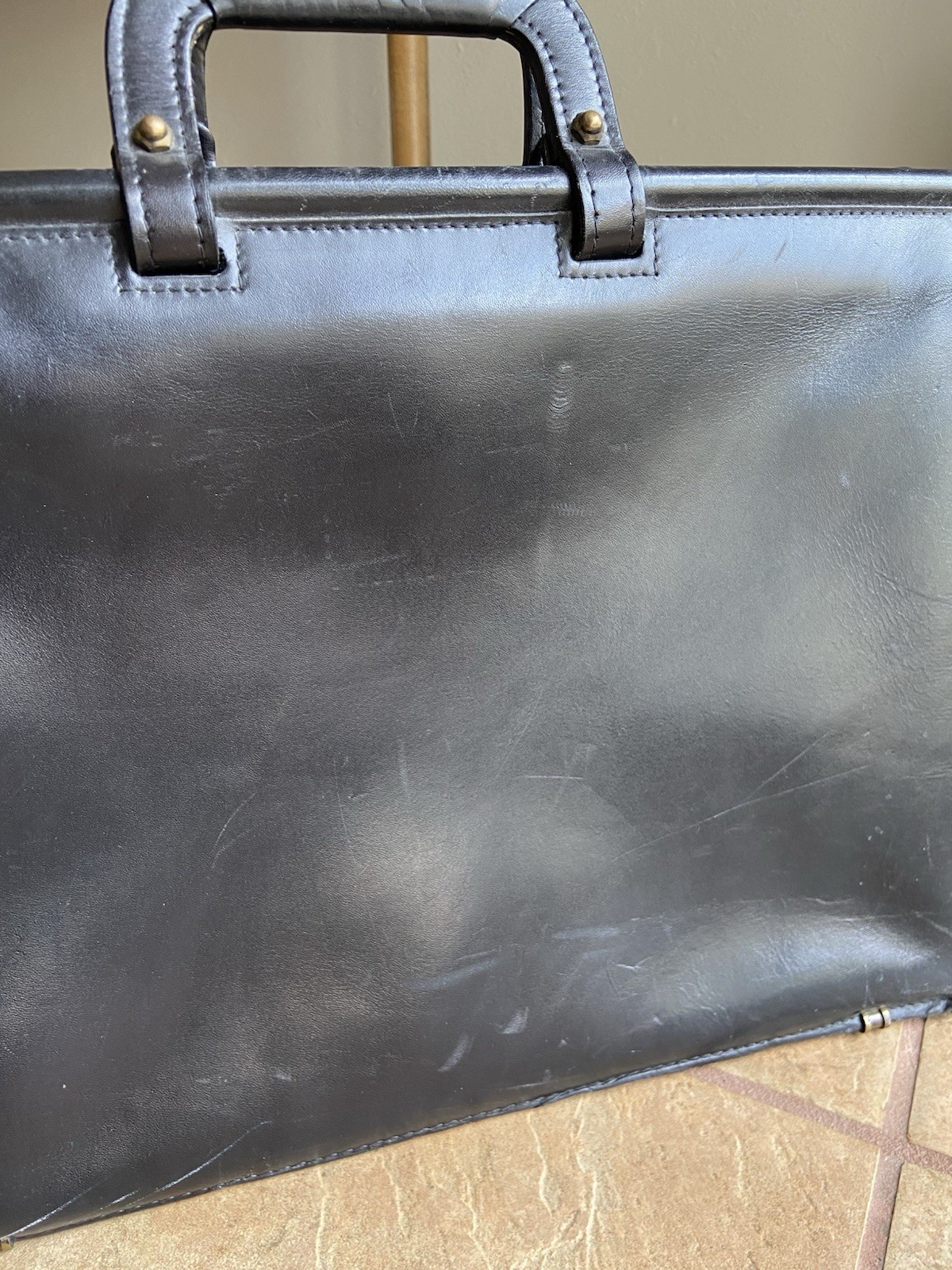 Schlesinger Brothers Black Zip Briefcase Top Handle Inner Pockets Business