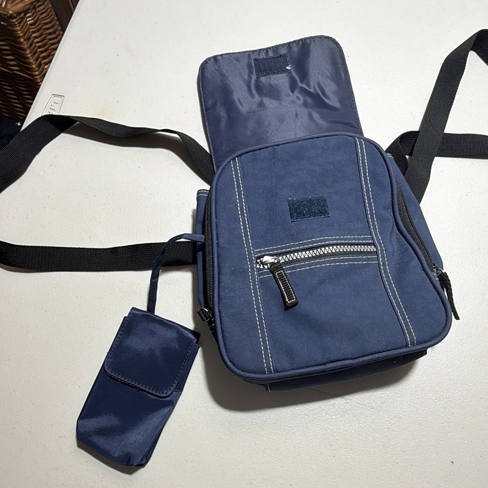 lei Blue/Black Backpack Zip Closure Adjustable Strap Pockets Unisex Travel