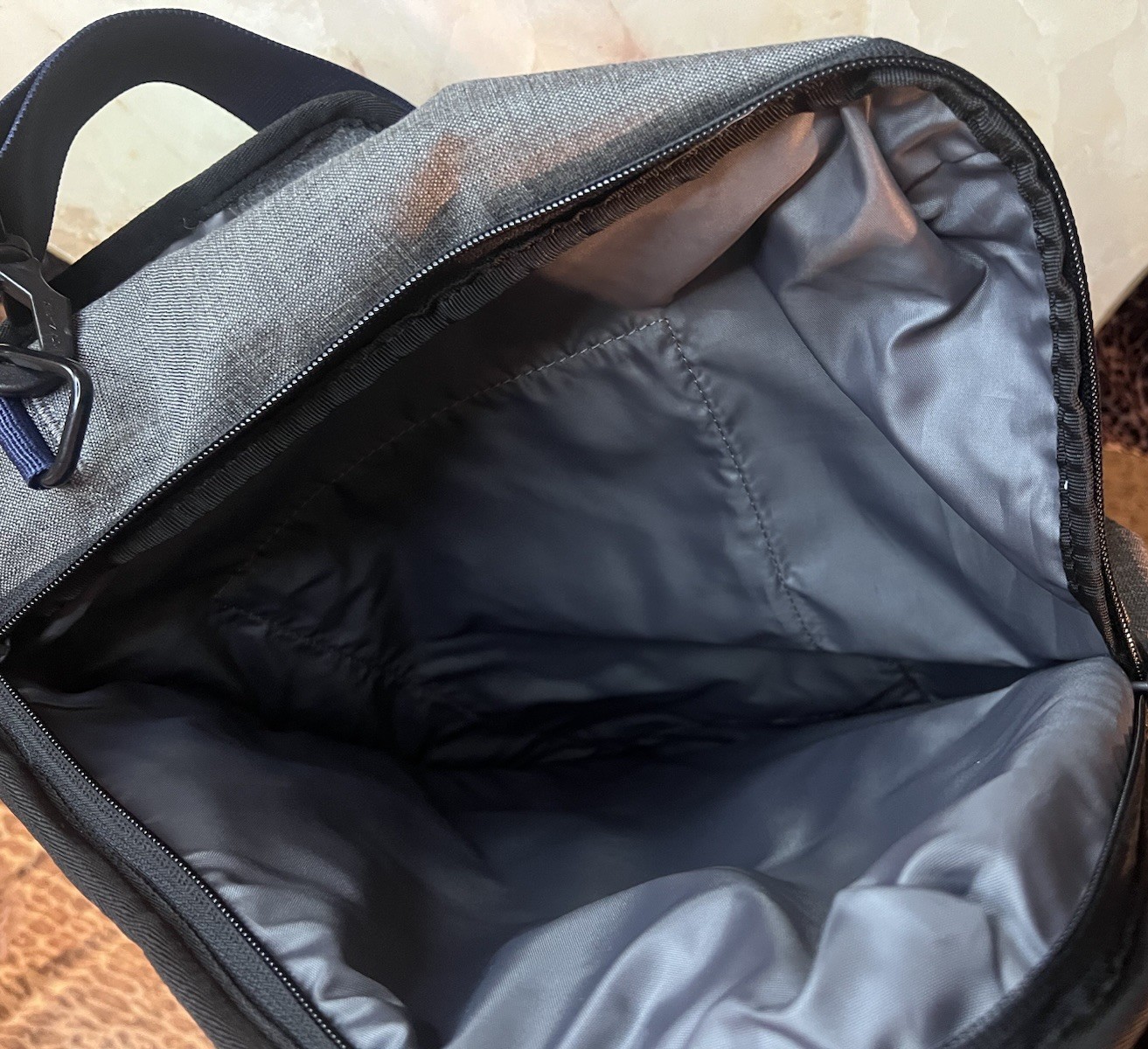 Timbuk2 Classic Messenger Bag Large Gray Navy Laptop Shoulder Crossbody
