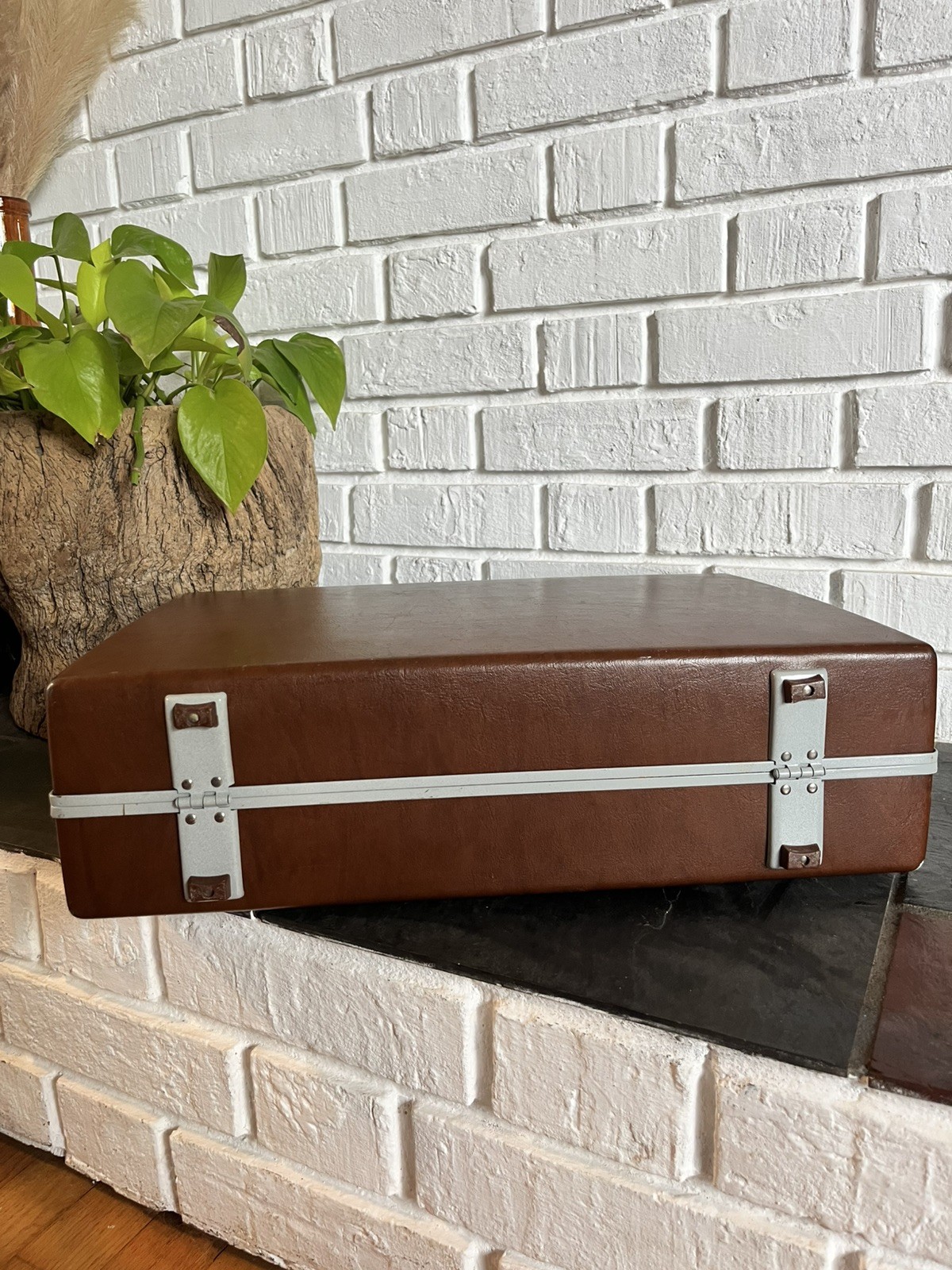 Vintage Samsonite Classic 100 Briefcase – Brown Hardshell Slim 3-Dial Combo Lock