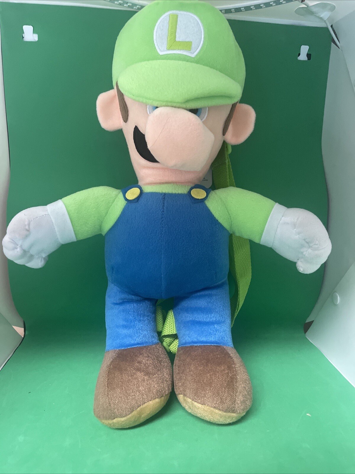 Nintendo Super Mario Bros Luigi 17″ inches Boys Kids Soft Plush Doll Backpack
