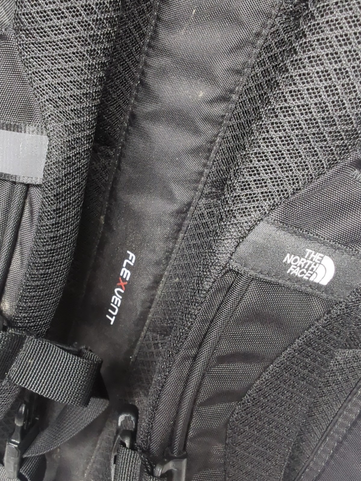 NWT The North Face Fall Line Backpack Daypack Hiking Laptop School Black W/ Logo