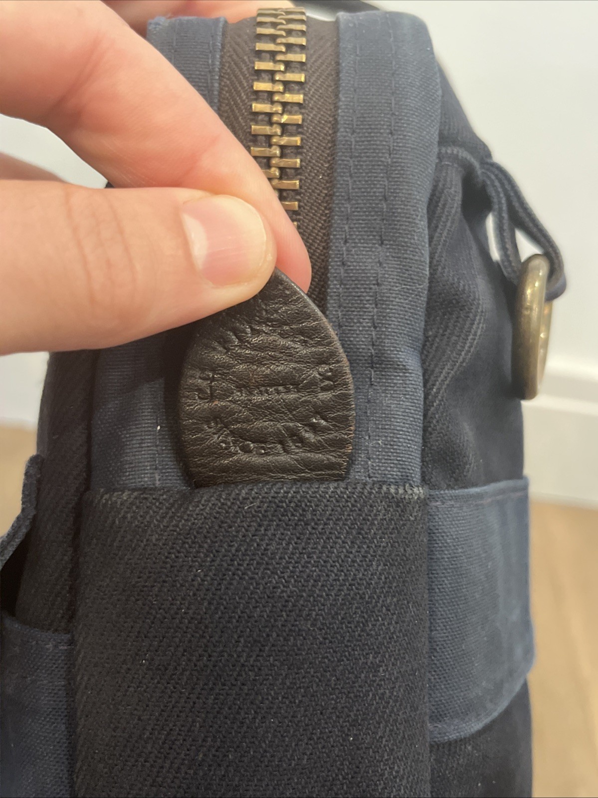 Filson Rugged Twill Tablet Briefcase | Navy | 11070324 | MiUSA | Missing Strap