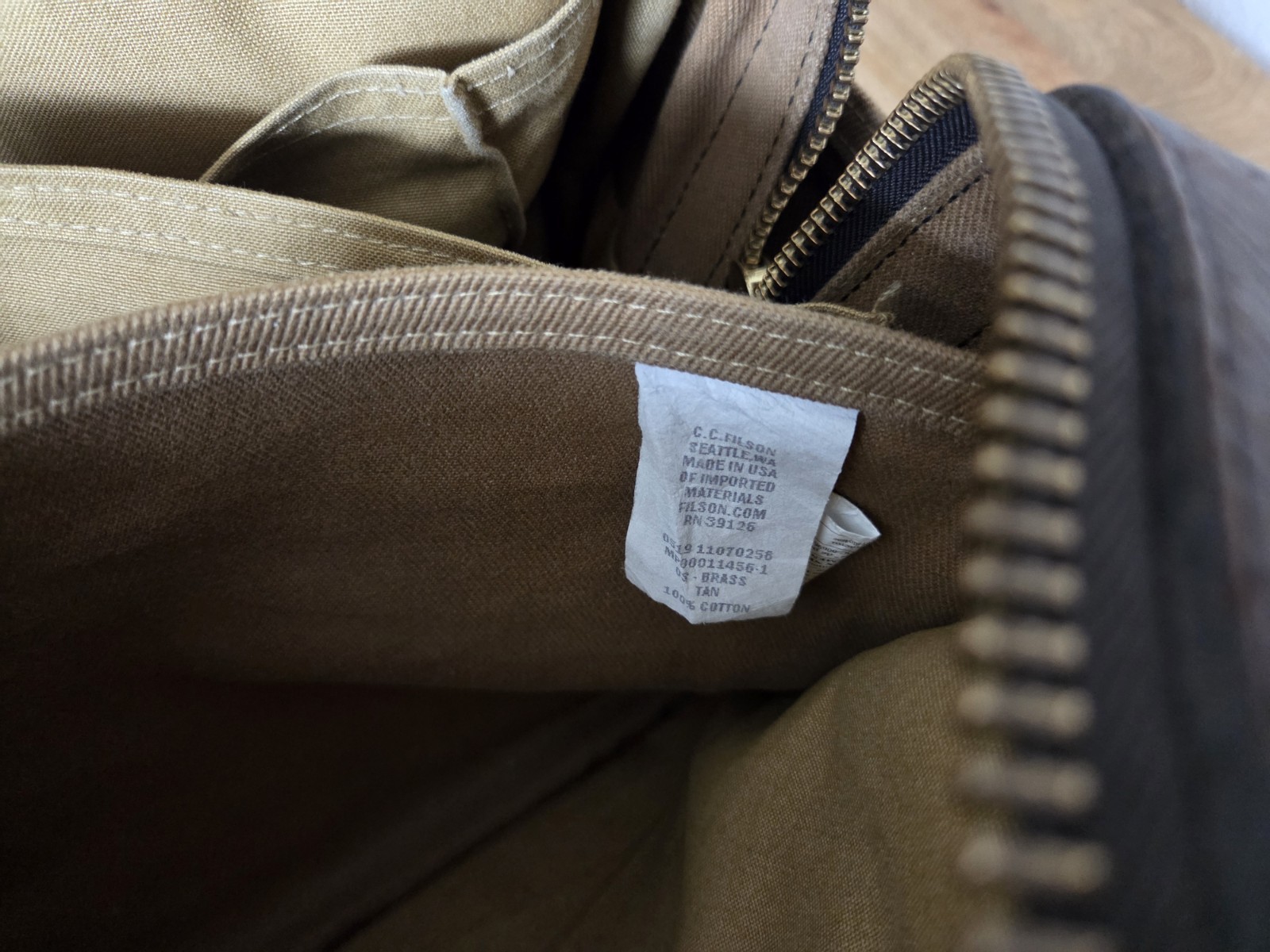 Filson Rugged Twill Padded Computer Bag | Tan | USA Made | MSRP $625 | Rare
