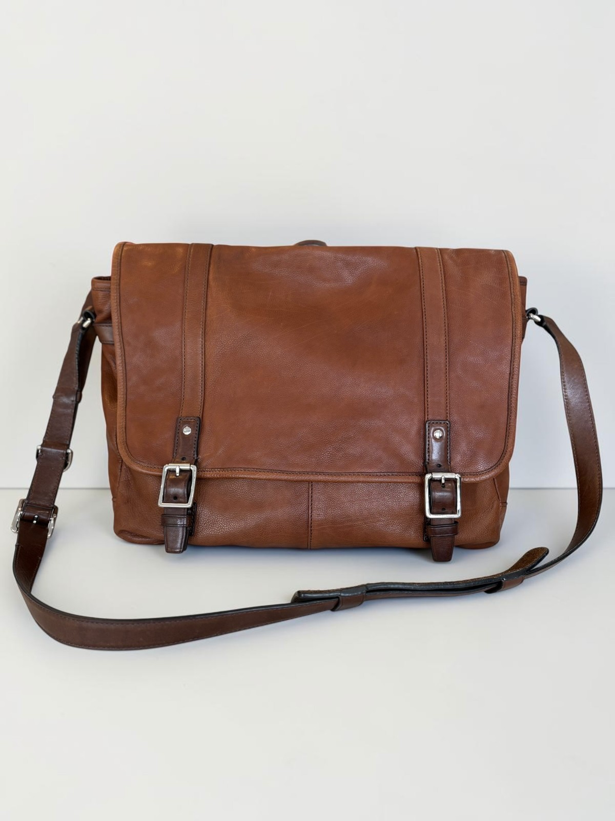 Coach Harrison Men’s Leather Messenger Bag Cognac Brown Crossbody 70386