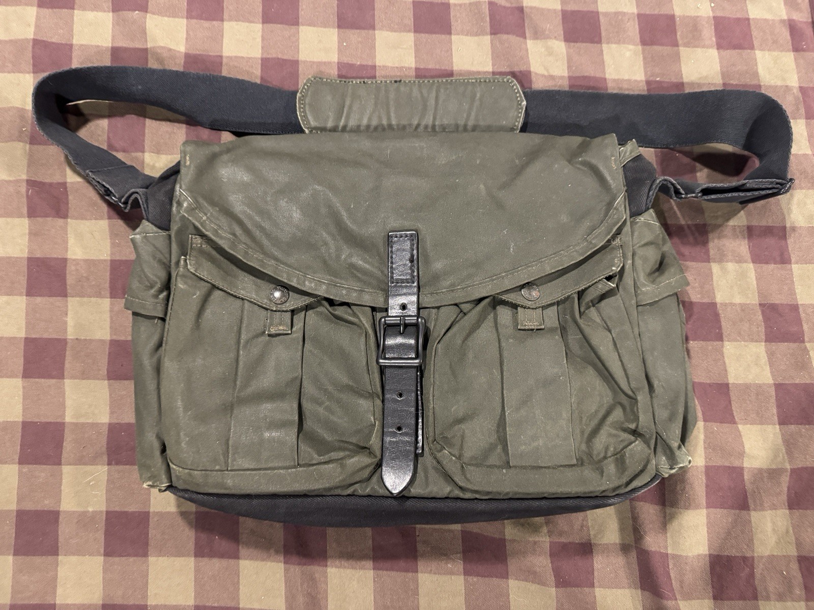 Filson Magnum Harvey Camera Messenger – Made in USA – Rare