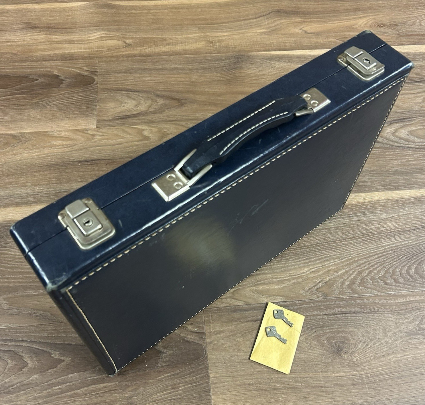 Vintage Navy Blue Briefcase US Government Property Marsden Inc. No. 409 + 2 Keys