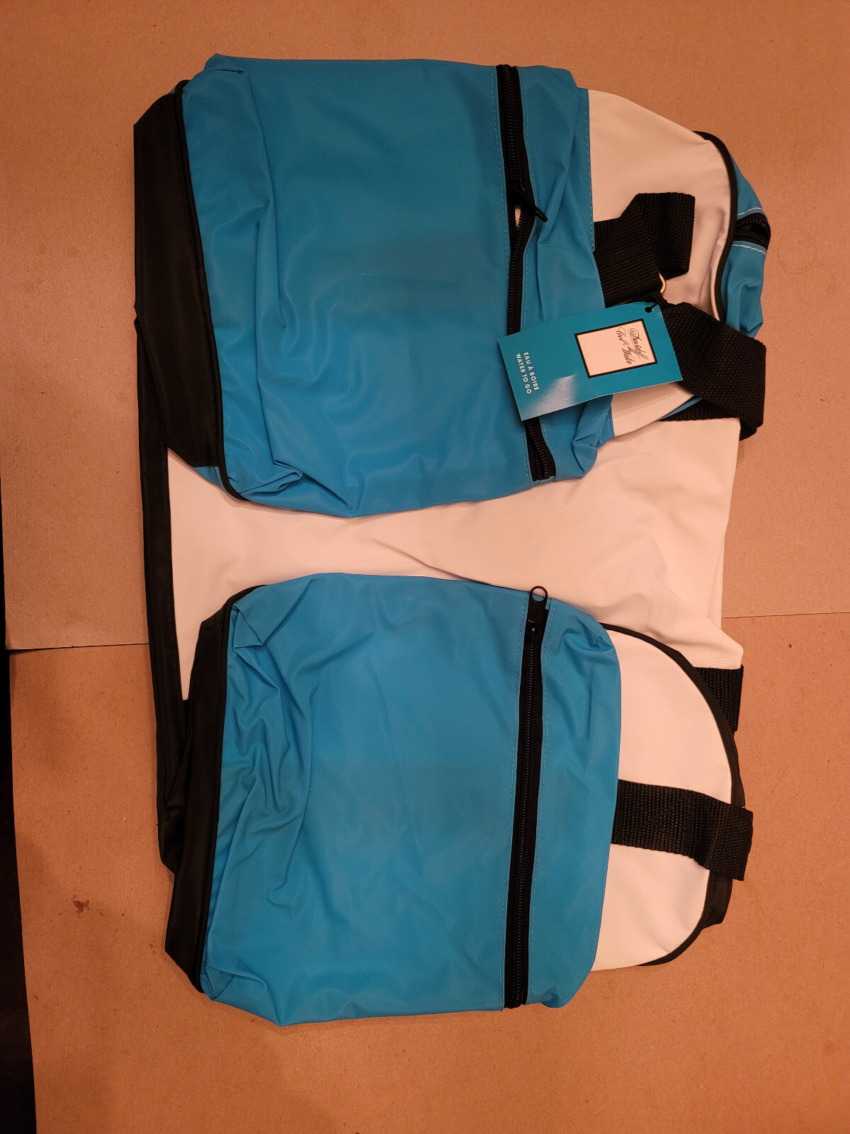 COOL WATER VINTAGE DUFFLE/TRAVEL BAG BLUE/BLACK/WHITE – NEW