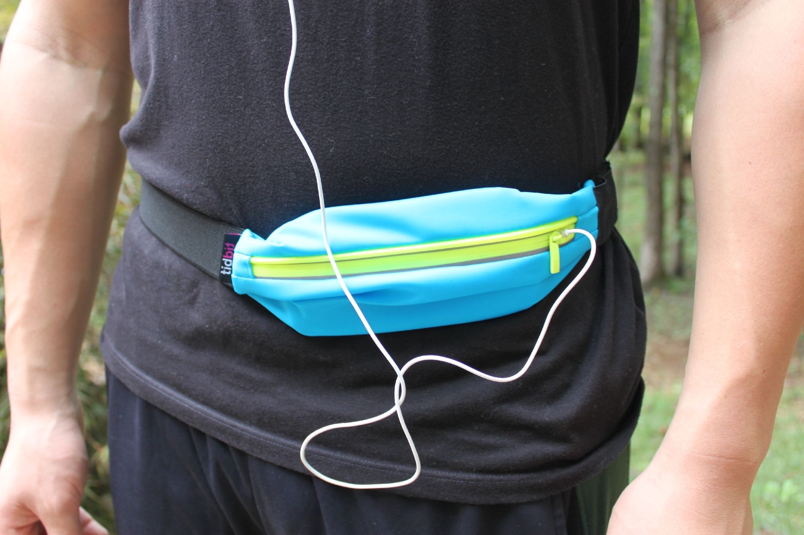 Bolan Bluetooth Earbud set -Plus- LED Light Up Exercise Runners Belt with Pocket
