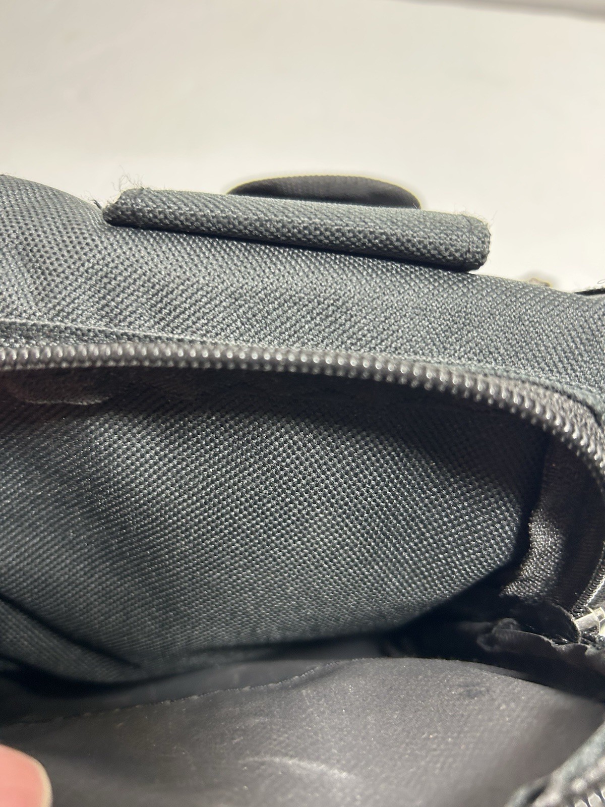 Black Canvas Slingbag/ Compact/Shoulder Strap -SPORT/Lightweight