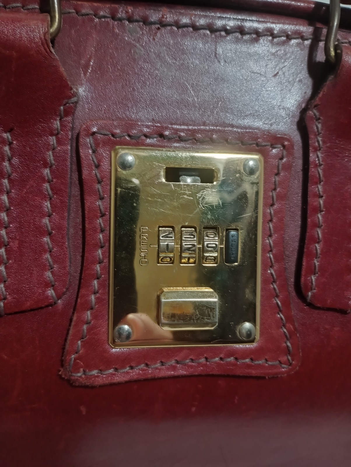Vintage Leather Presto Lock Attache Briefcase – Top Open