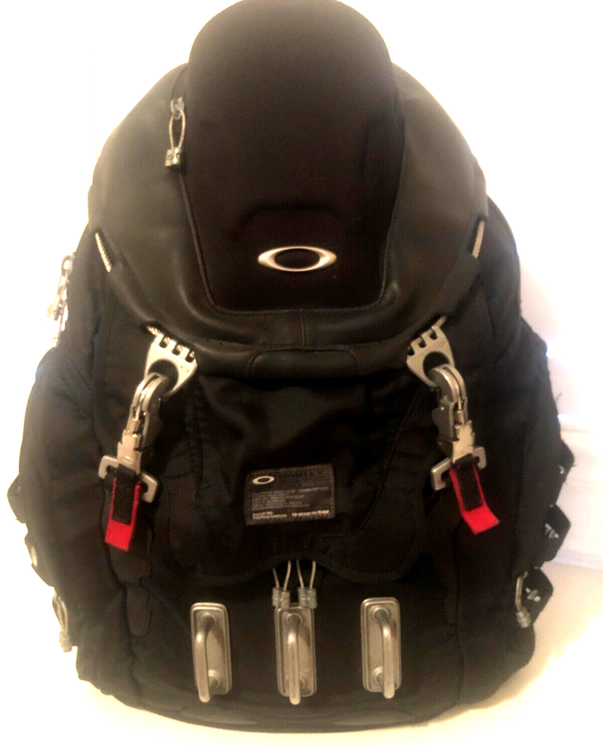 OAKLEY KITCHEN SINK BACKPACK Black w/ Silver 34L Tactical Field Gear Pack Bag