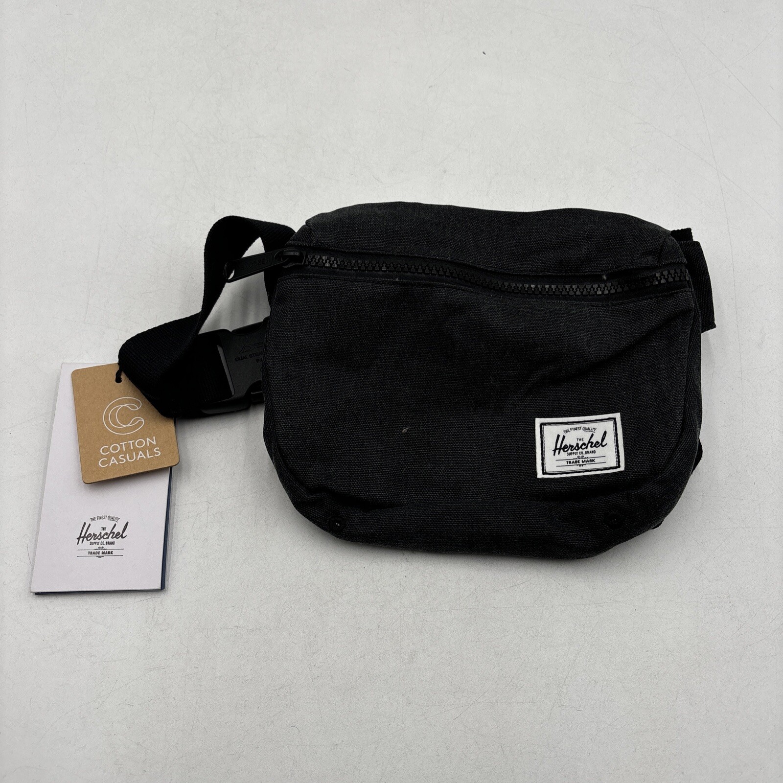 NWT Herschel Supply Co. Fifteen Fanny Belt Pack Black One Size