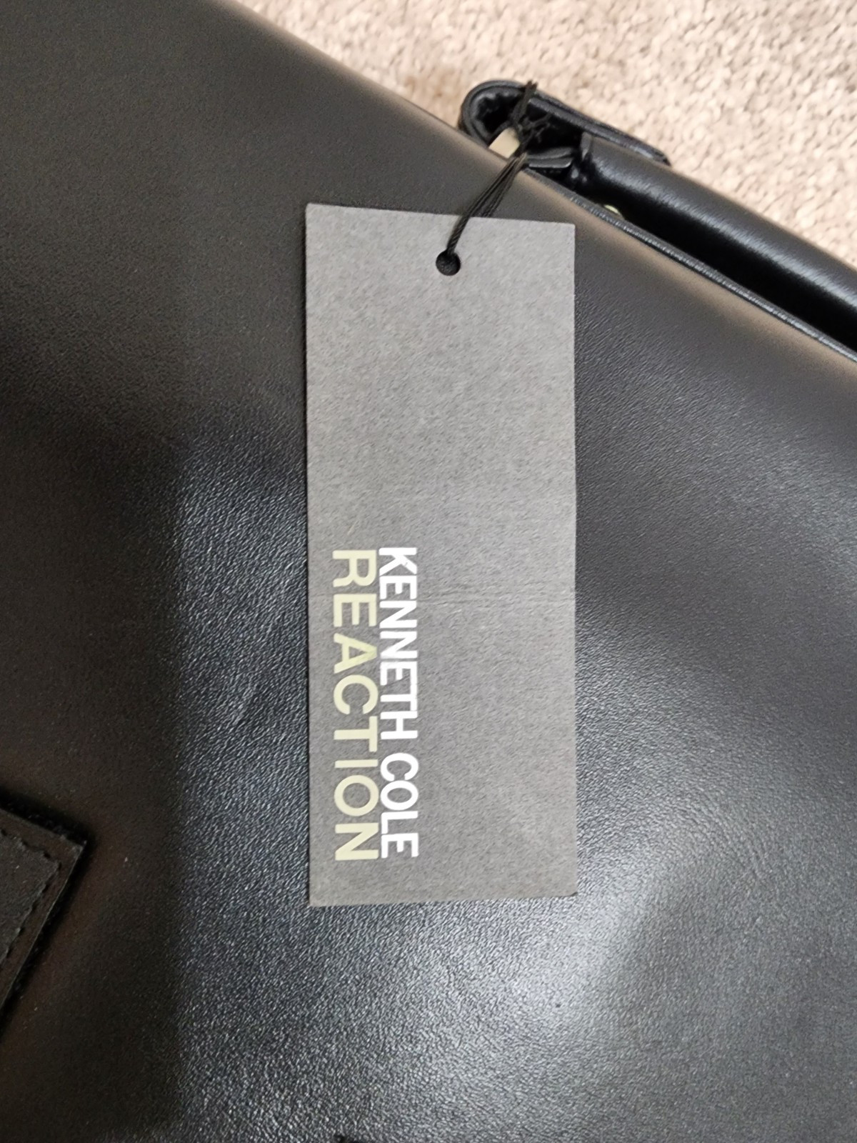 Kenneth Cole Reaction Leather Briefcase. New With Tag.