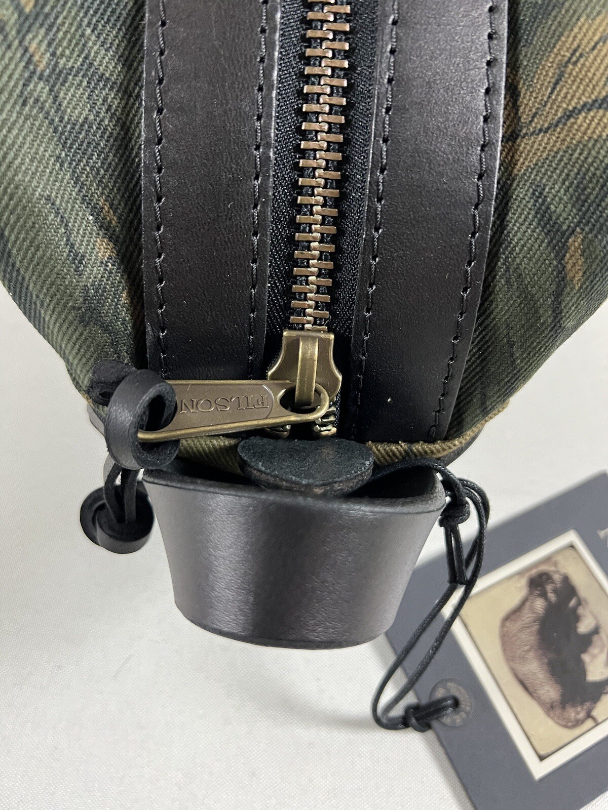 FILSON RUGGED TWILL TRAVEL KIT MAPLE BARK CAMO OS NWT