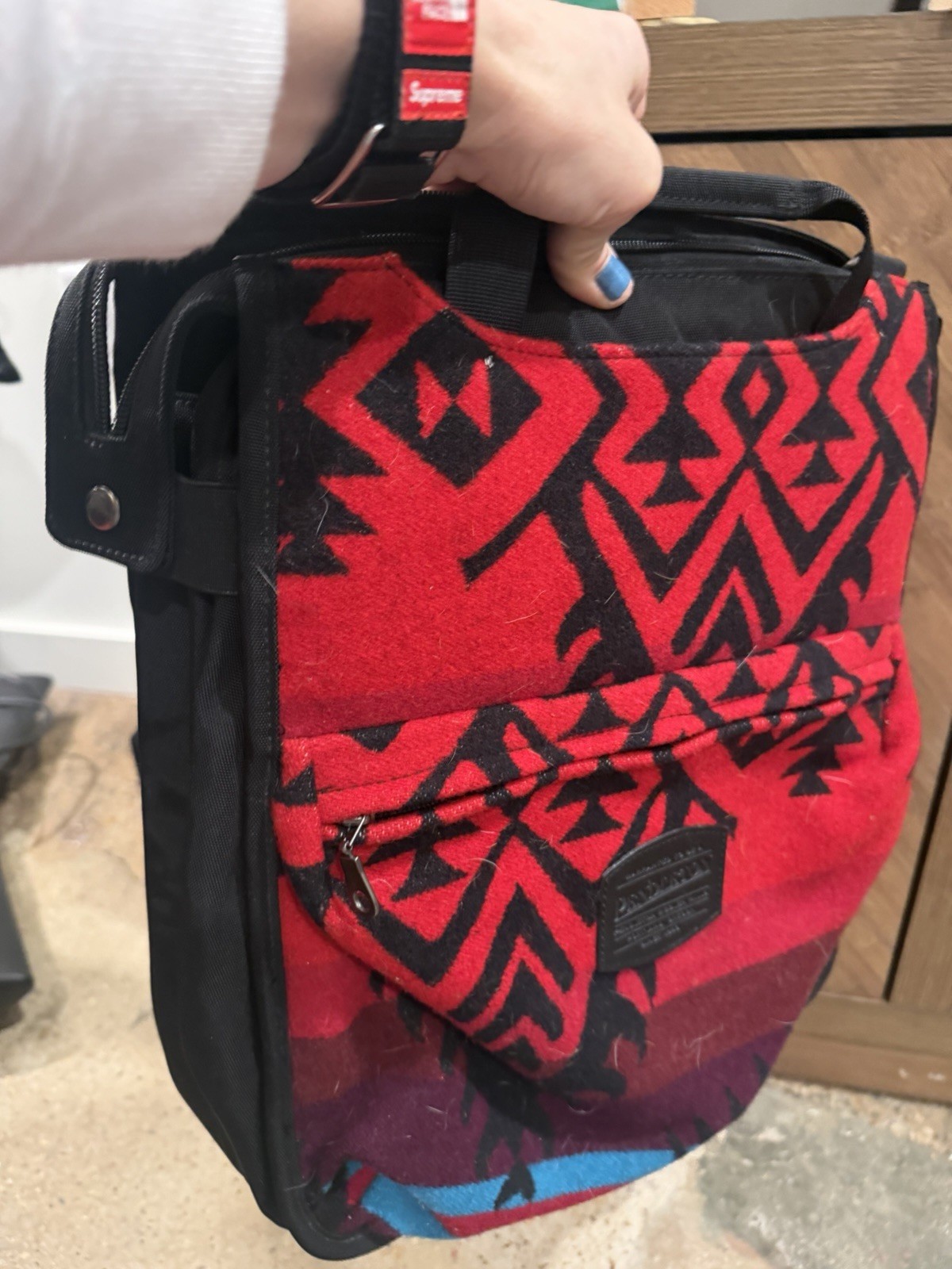 Pendleton Geometric Red Black Messenger Bag Adjustable Shoulder Strap
