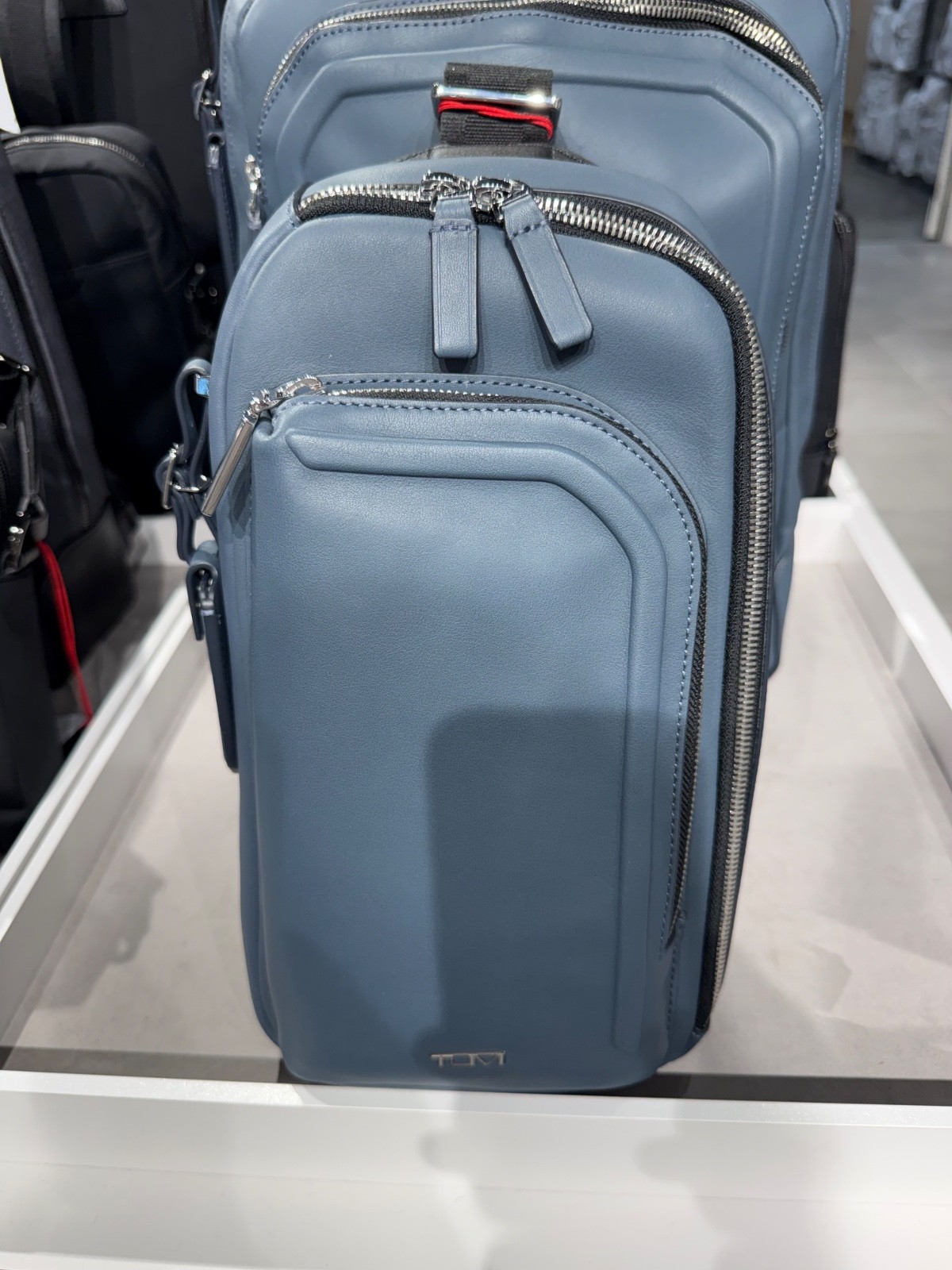 NEW Tumi Harrison GREGORY 12” Leather Sling Crossbody Bag – PAVEMENT BOMBE BLUE❗