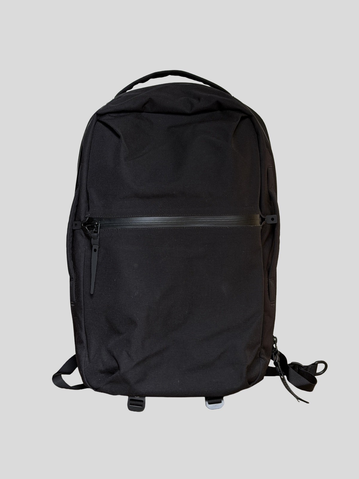 BLACK EMBER Shadow 26L Backpack Jet BLK