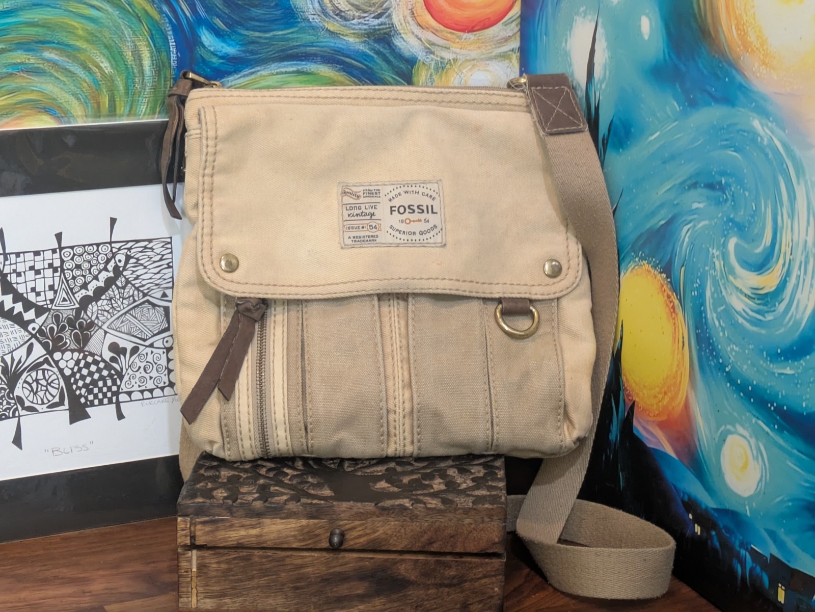 Fossil Beige Messenger Bag Adjustable Strap Inner Pockets Crossbody Men