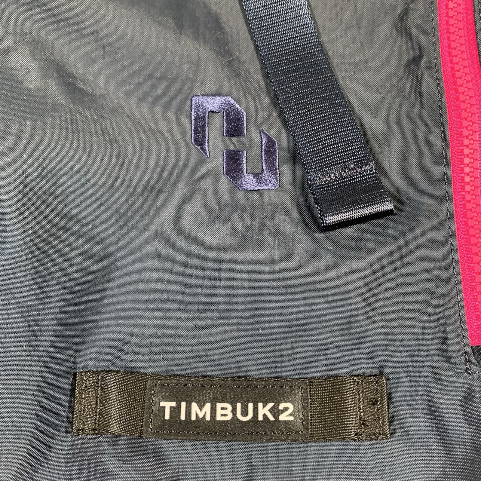 TIMBUK2 Tuck Pack T-Roll Backpack Custom Logo Excellent Condition