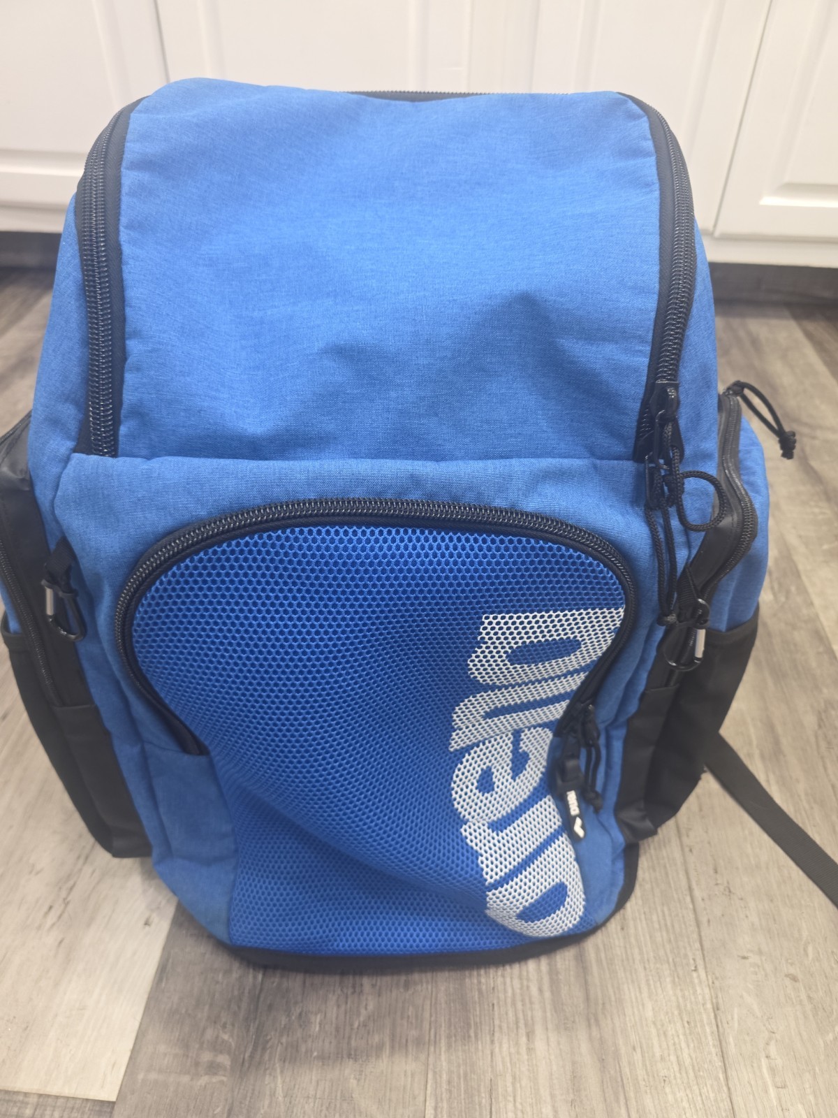 Arena Team Backpack Unisex Blue Black 45L Adjustable Shoulder Strap Sports Bag