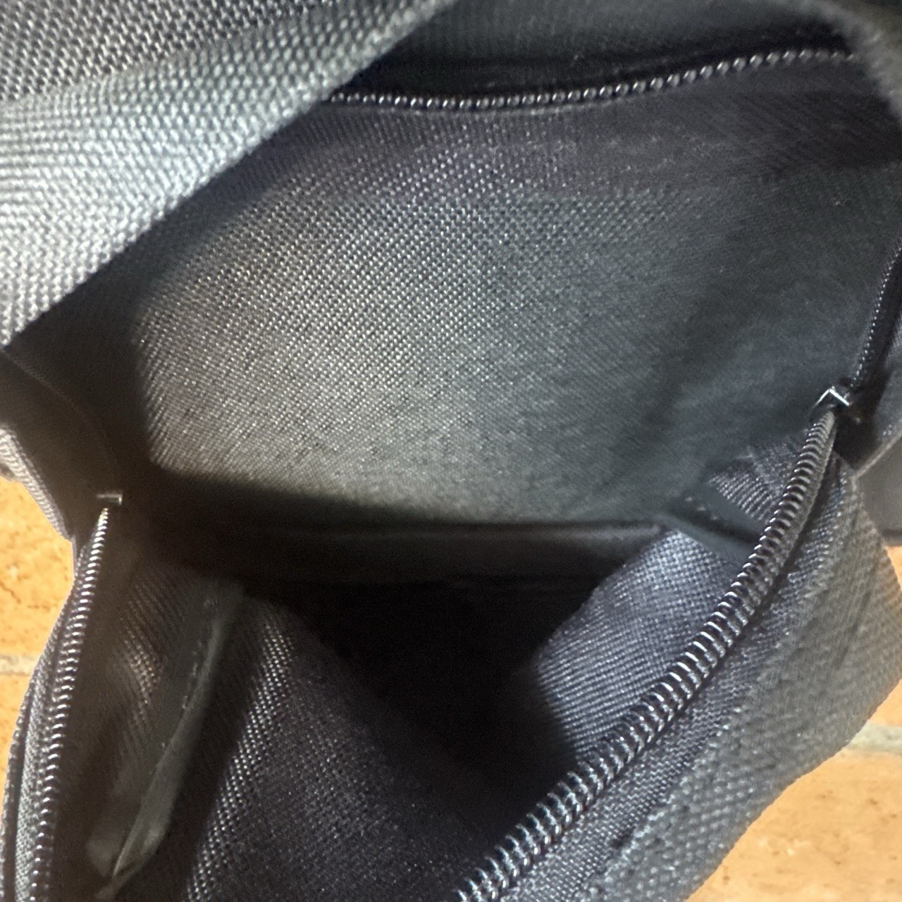 Black Backpack Zip Closure Padded Adjustable Straps Unisex Travel Casual