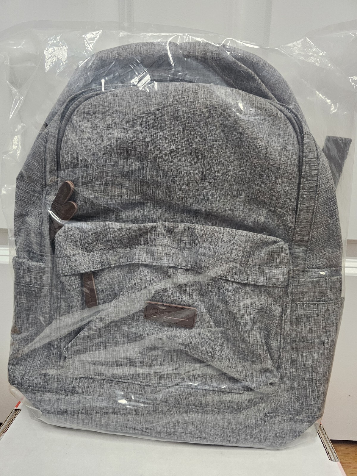 GK Eurosport B762-gry Urban/Travel Backpack Gray Black Brown -new
