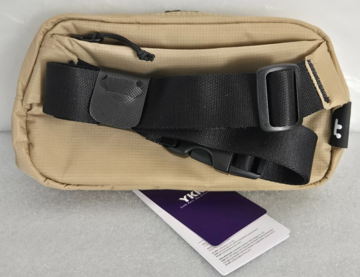 Tomtoc Aviator-T33 RFID Blocking 1.5L Sling Bag 8.27″ x 4.53″ x 2.56″ Khaki