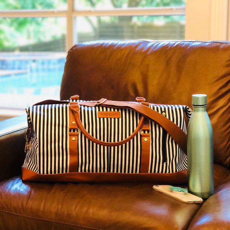 Canvas Weekender Bag (2 Color Options) – FREE SHIPPING!