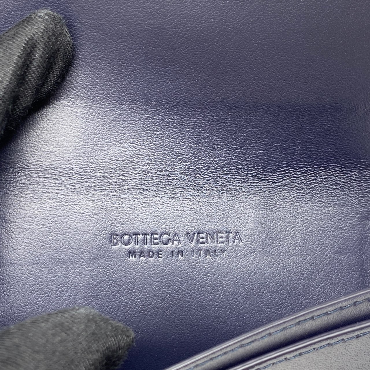 Bottega Veneta Pre-Owned Authentic CASSETTE Card Holder Blue Leather 7.5x12x2cm