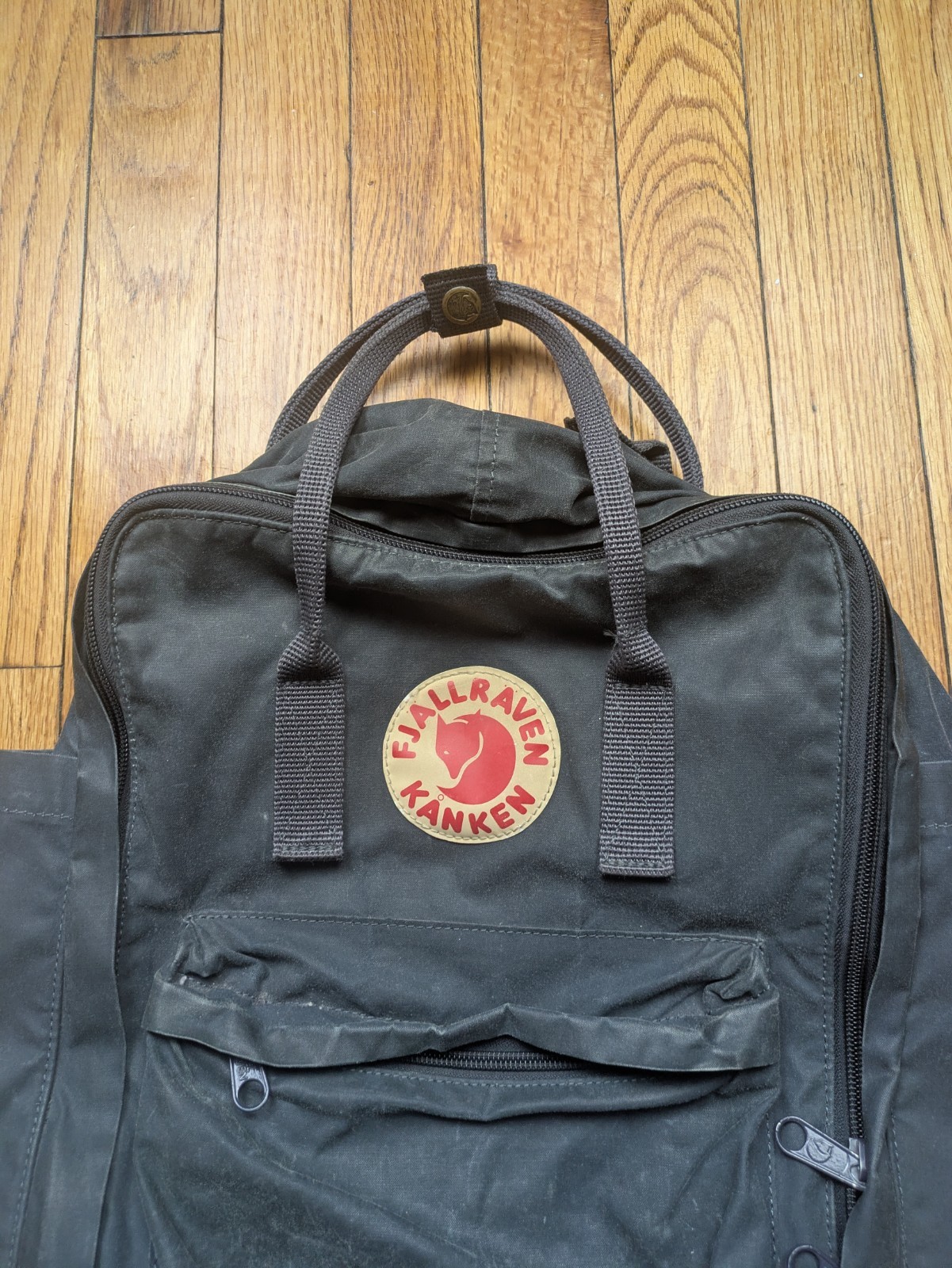 Fjallraven Kanken Backpack Gray Vinylon Everyday Hiking Traveling
