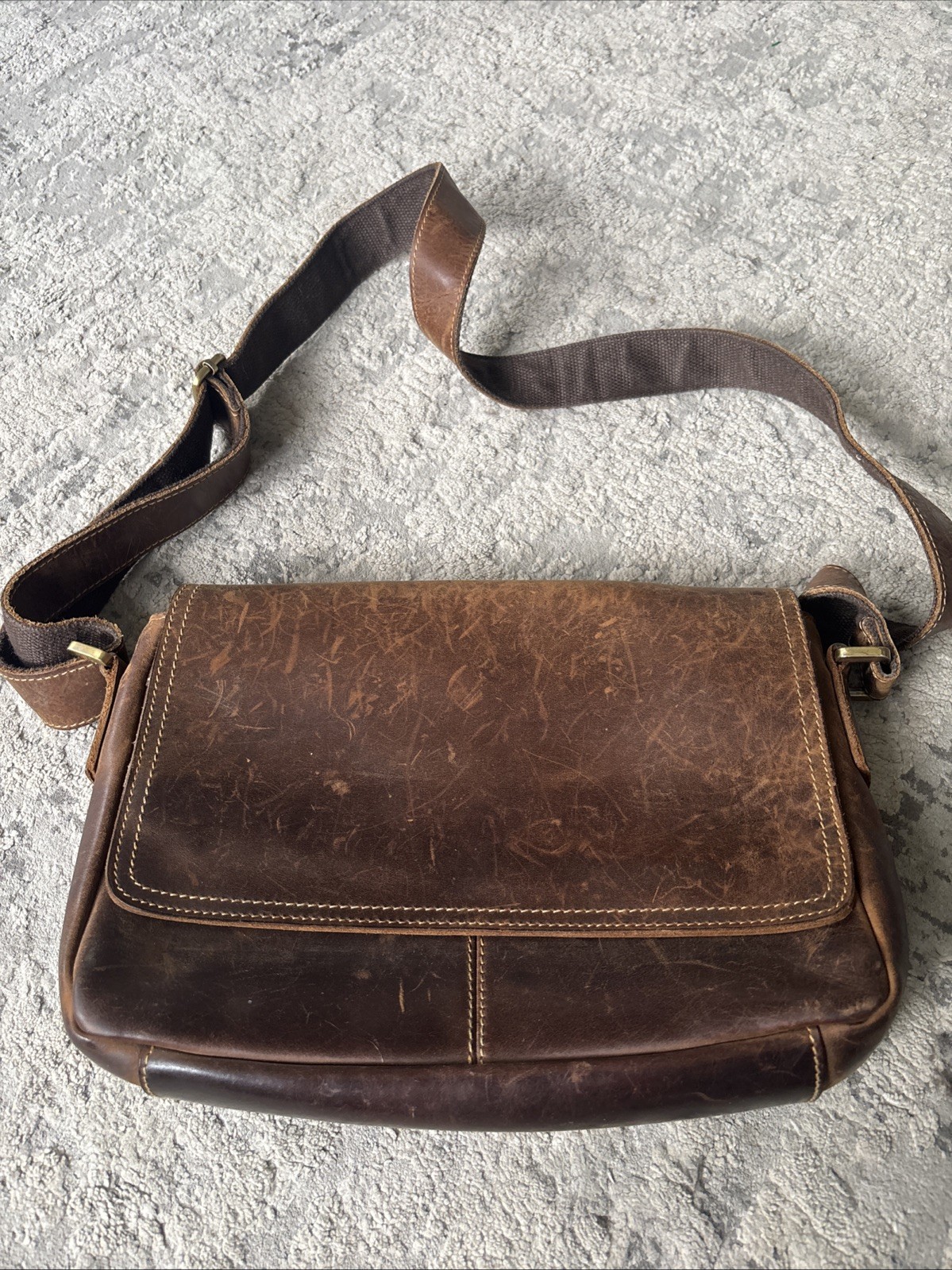 Kaitee Branded Leather Messenger Bag Durable Construction and Rugged Style