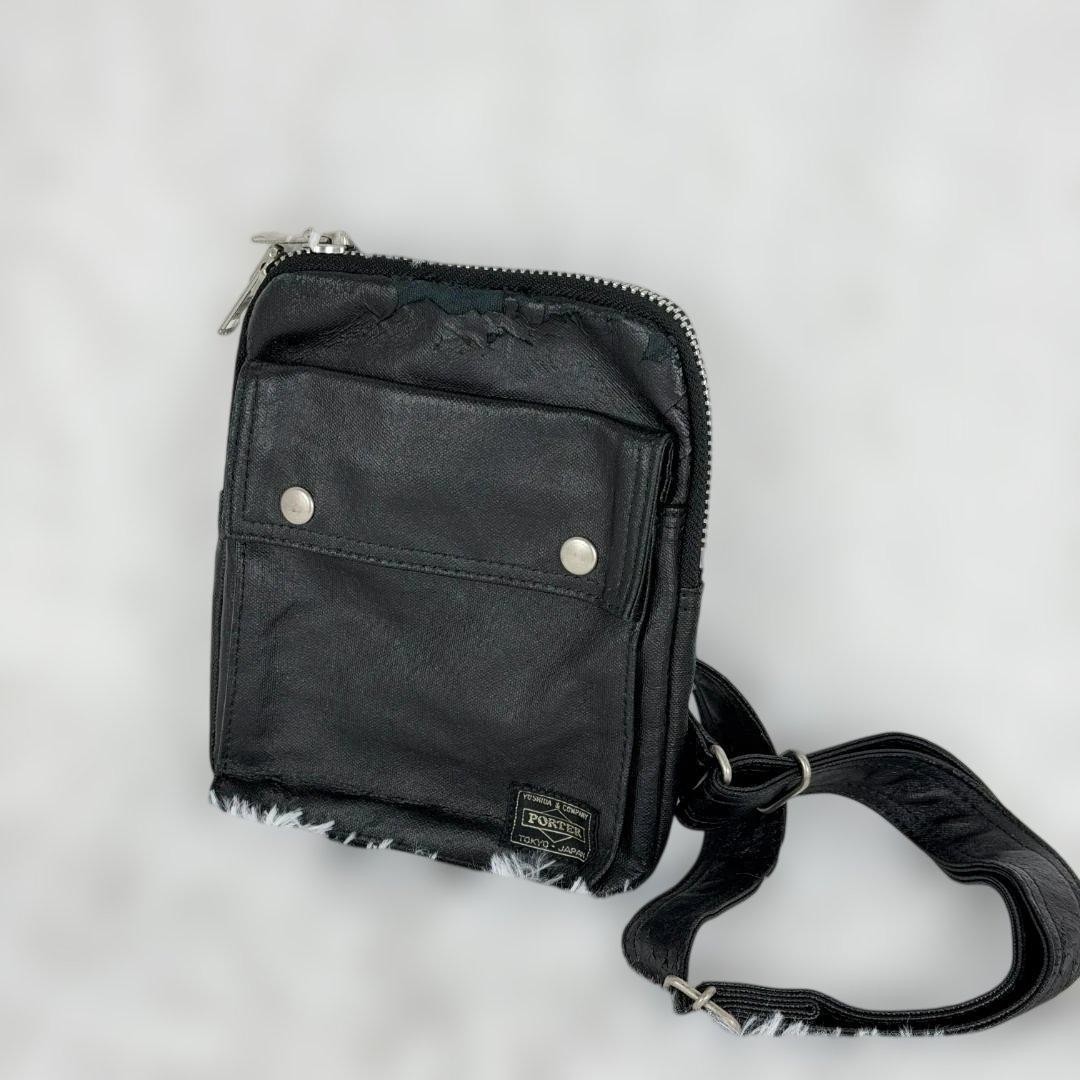 Authentic PORTER Yoshida Leather-look Sacoche Shoulder Bag Black 21cm x 17cm, Sl