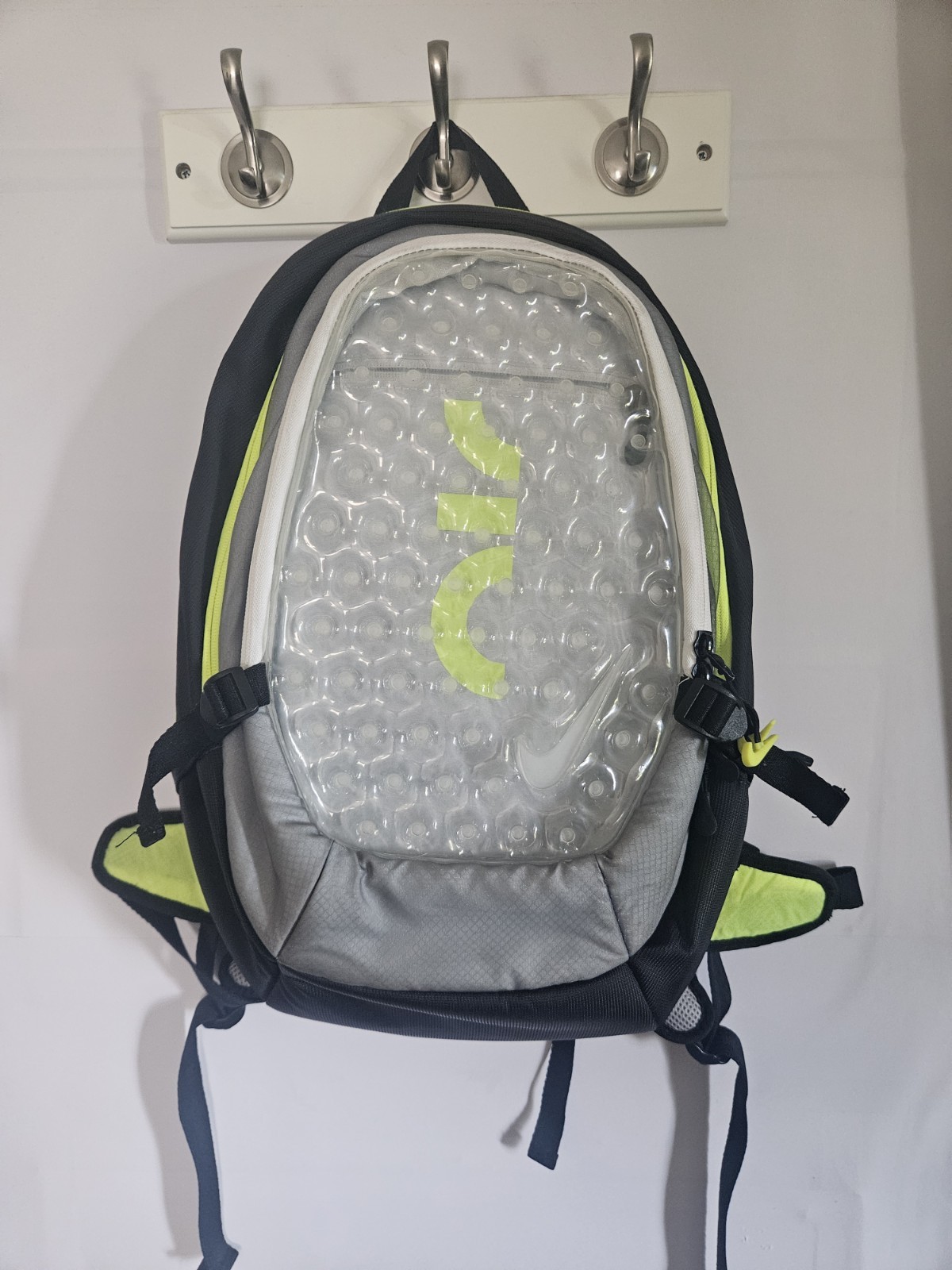 Nike Air Max Bubble Backpack School Black Grey Volt 17L FN3533-060