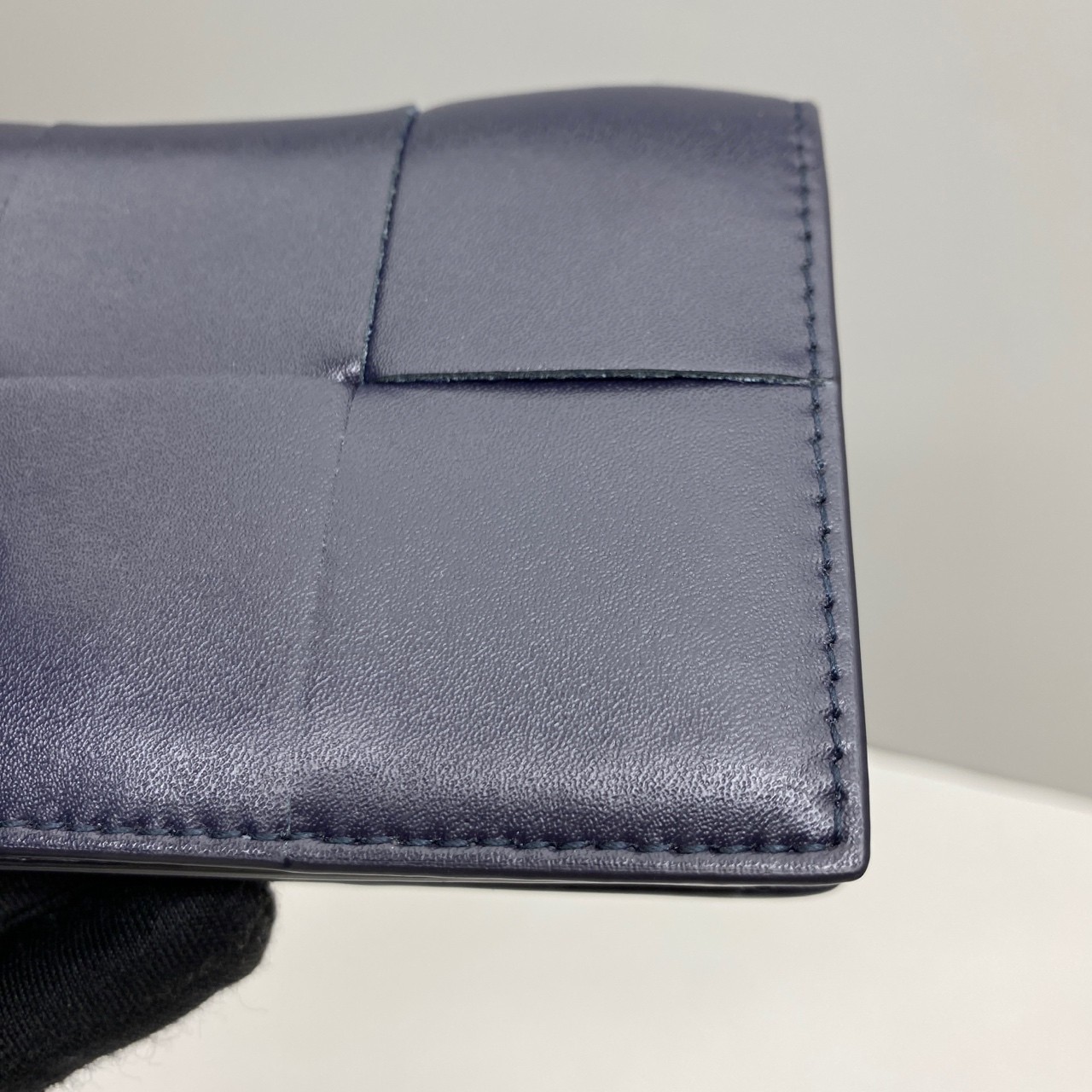 Bottega Veneta Pre-Owned Authentic CASSETTE Card Holder Blue Leather 7.5x12x2cm