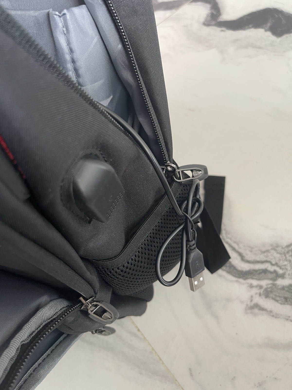 New Bruno Cavalli Laptop Backpack USB Charging, Black，20inx14in