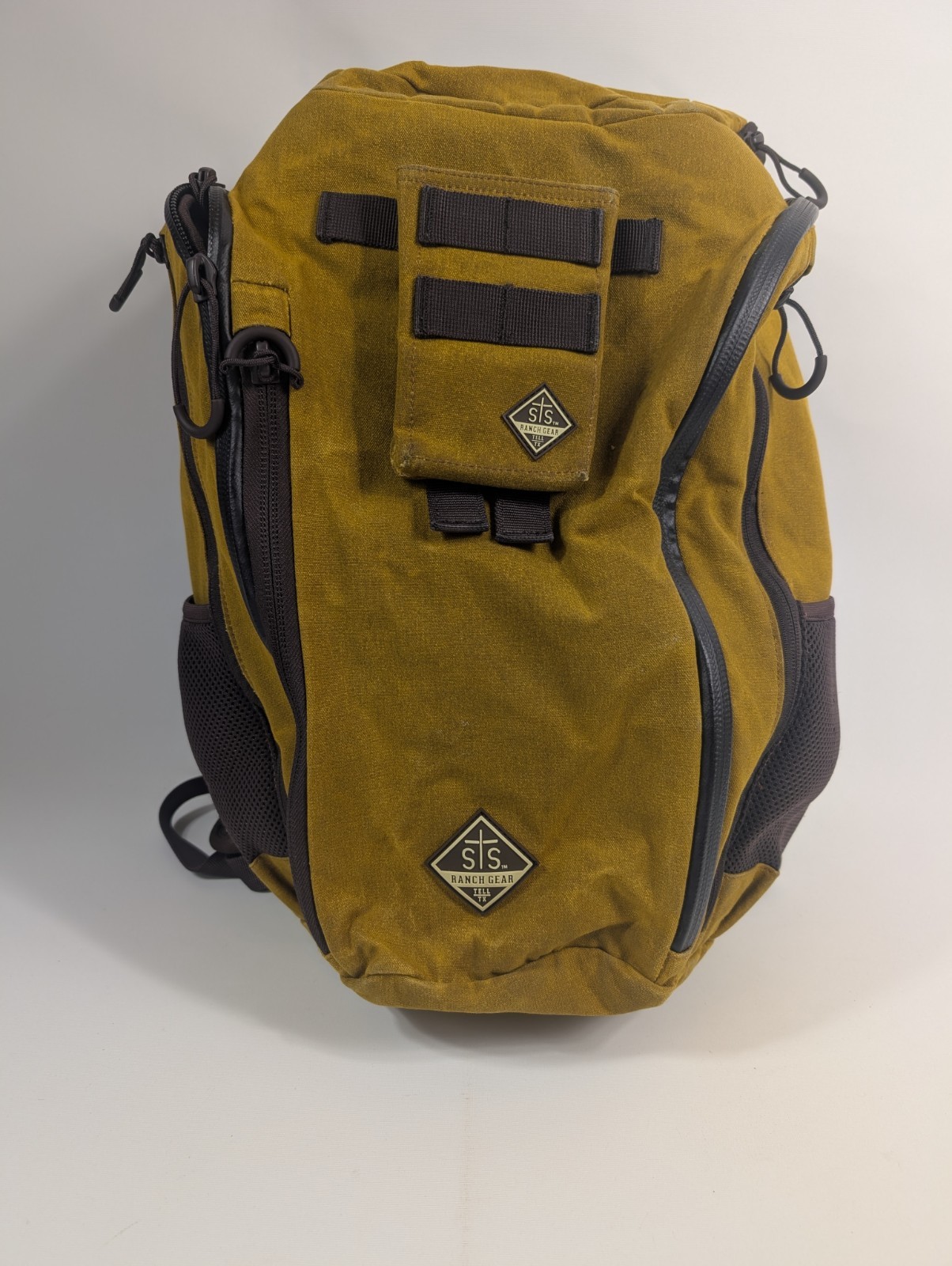 sts ranchwear backpack Green Canvis. Multiple Pockets