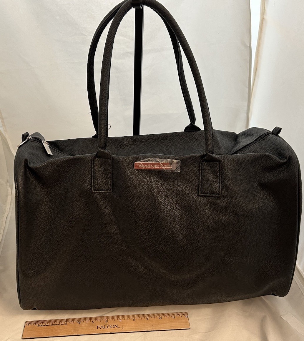 Mercedes Benz Bag w LOGO Travel Weekender Gym Spa Black, Zip Top Folds Flat NWT