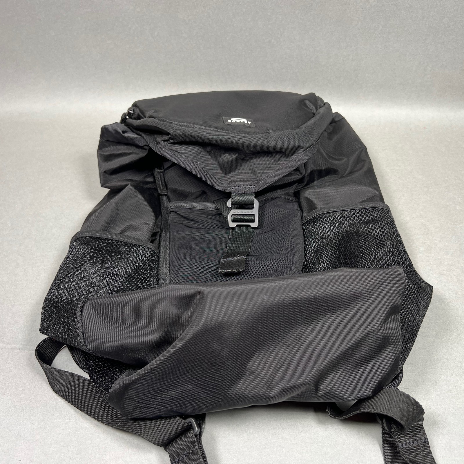 Oakley Clean Days Backpack Black 22L 100% Recycled Nylon Water Repellent MINT