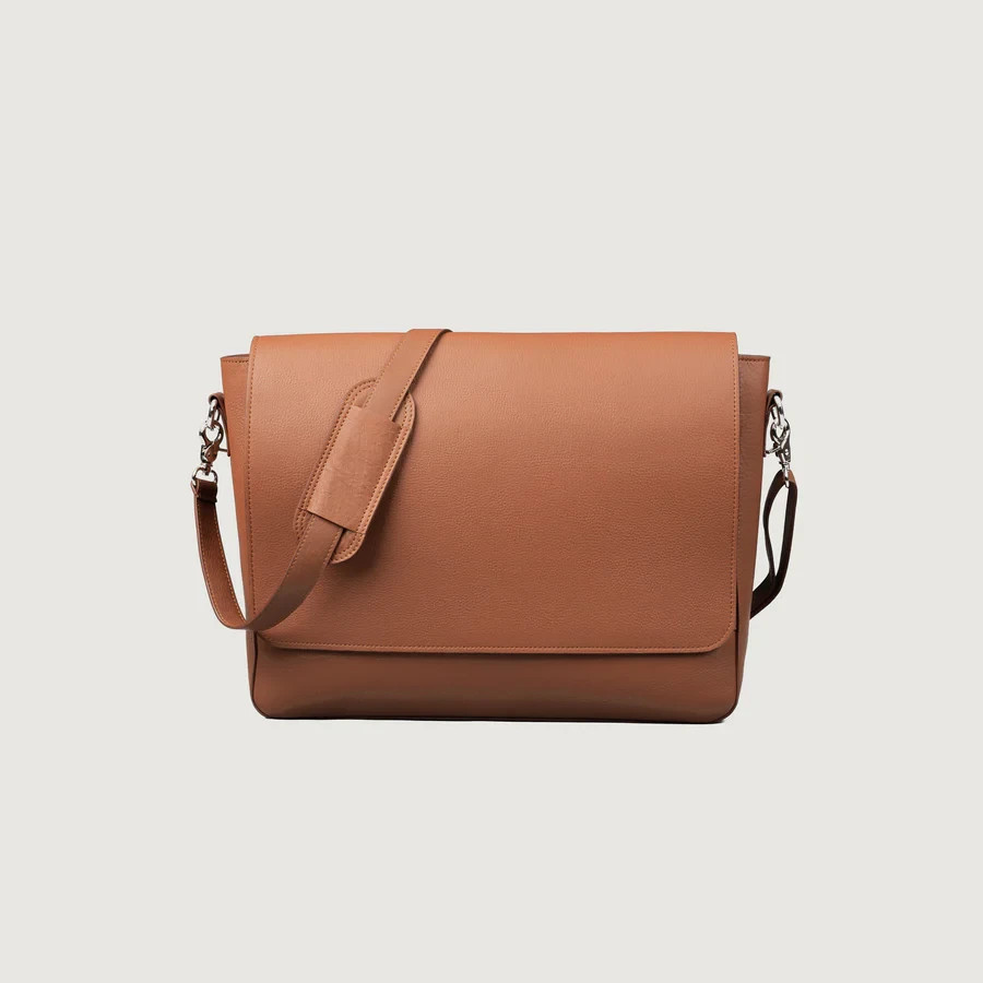 Men’s Brown Leather Messenger Bag
