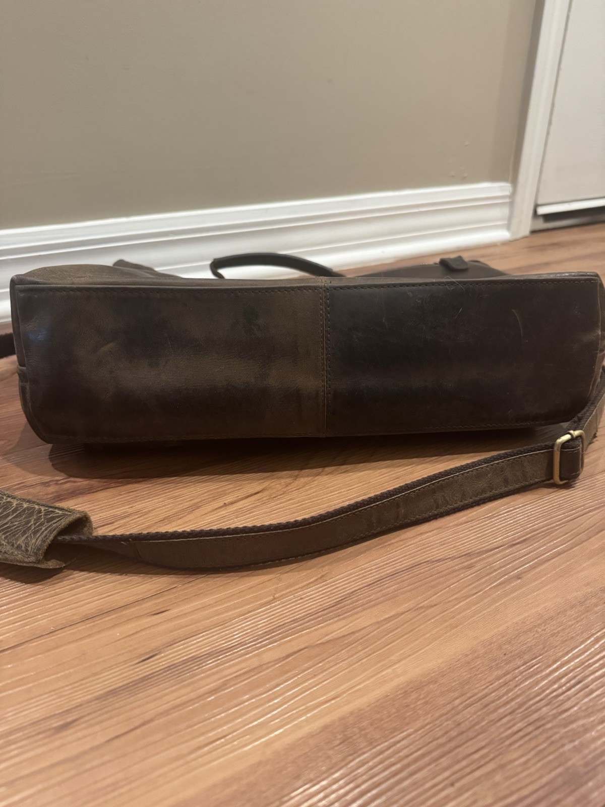 KomalC Brown Men’s Messenger Bag Zip/Buckle Closure Shoulder Strap Inner Pockets