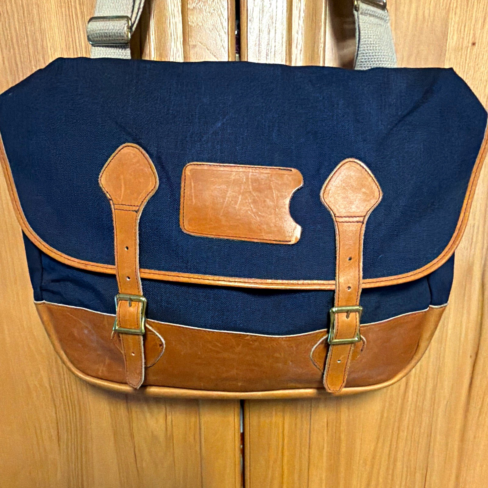 VTG L.L. Bean Classic Field Or Fishing Messenger Bag Made in USA