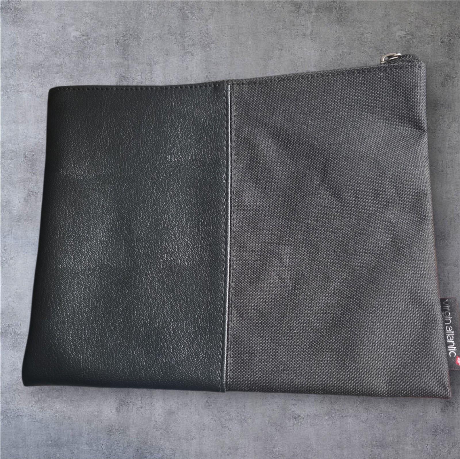 Herschel Supply Co Black Network Pouch 9×7.5 In