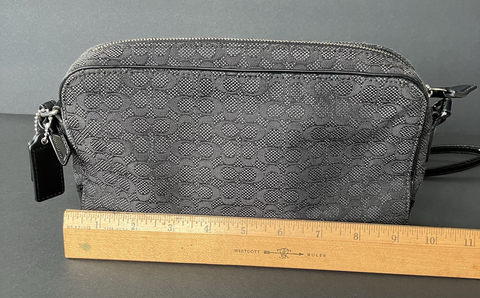 COACH MONOGRAM CROSS BODY PURSE/BAG C1375-25043 GREY/BLACK PURPLE SATIN LINING