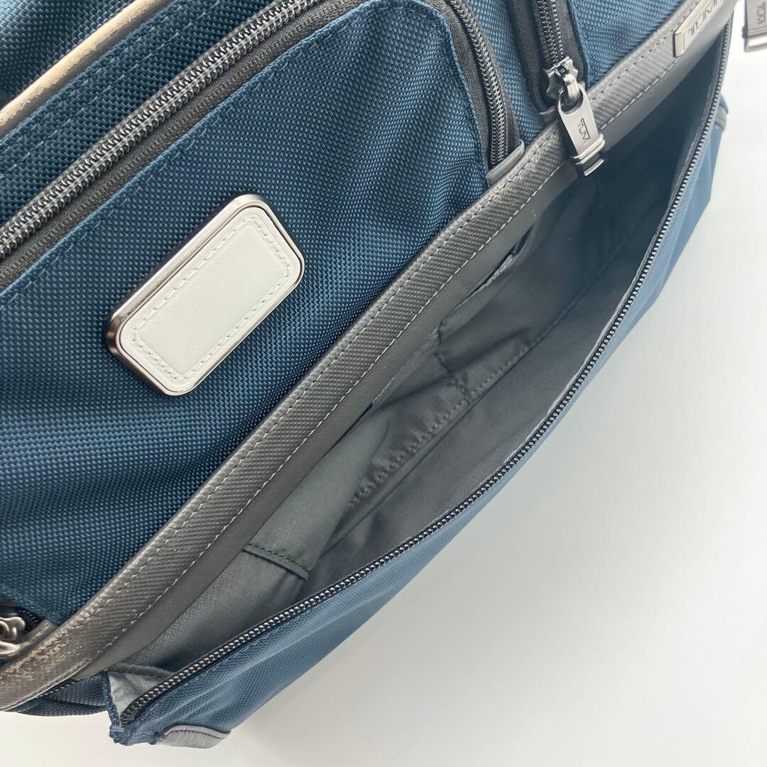 TUMI ALPHA 3 Navy Gray Business Bag 2Way Expandable Shoulder A4 Laptop Auth