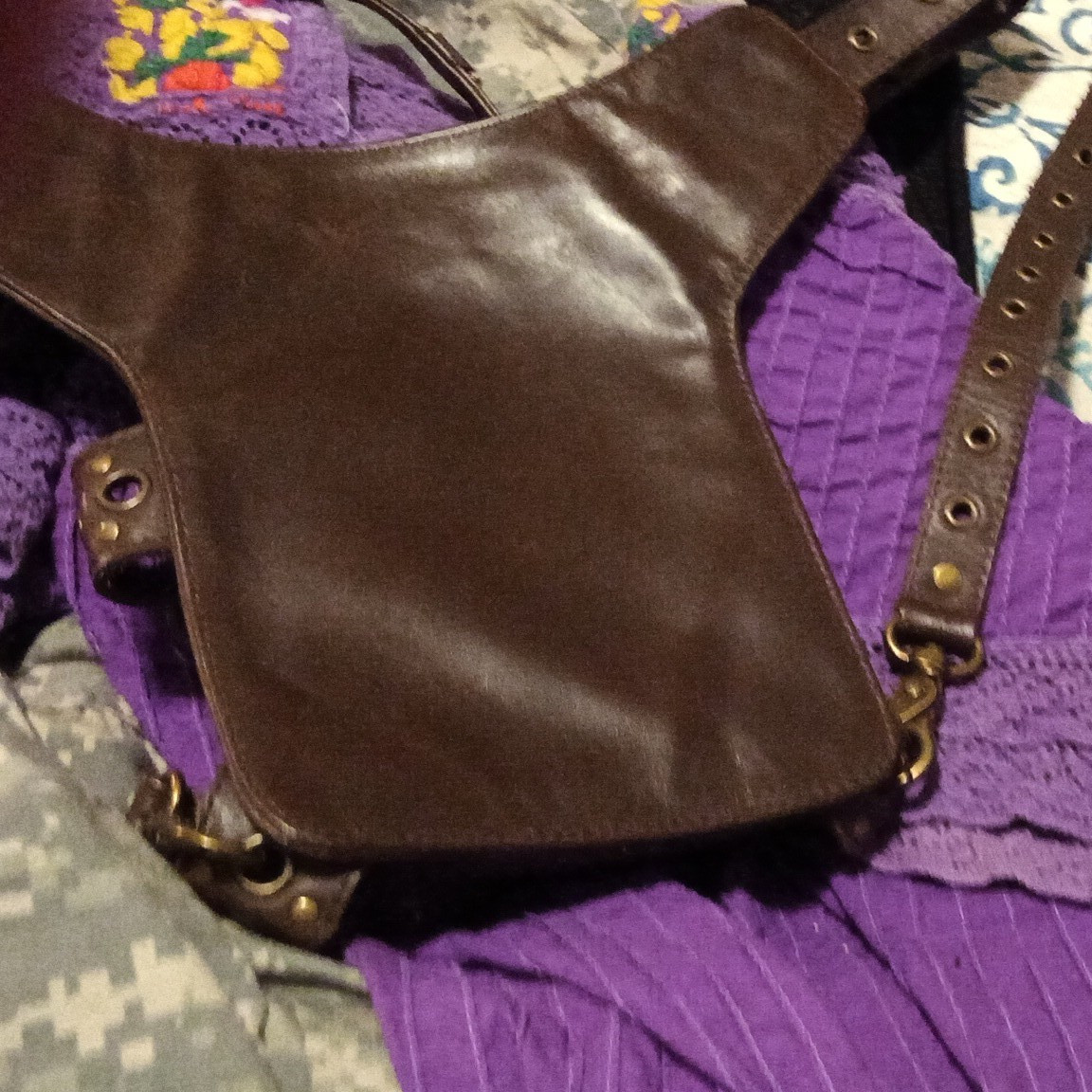 Jungle Tribe Brown Solid Crossbody Bag Purse w/ Crossbody Strap Unisex