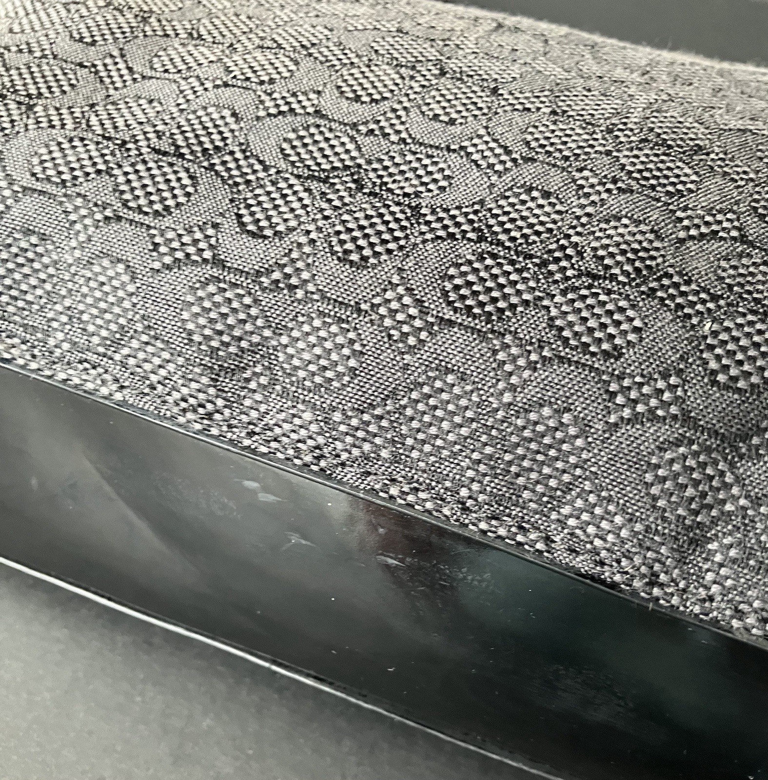 COACH MONOGRAM CROSS BODY PURSE/BAG C1375-25043 GREY/BLACK PURPLE SATIN LINING